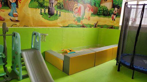 عکس خانه بازی ریزه میزه