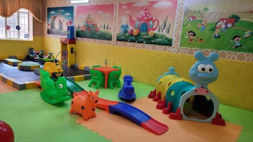 عکس خانه بازی ریزه میزه