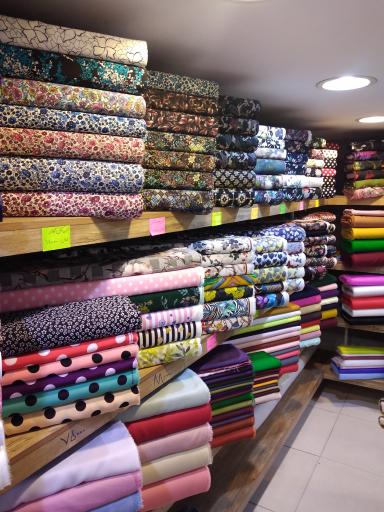 عکس پارچه سرای نفیس 