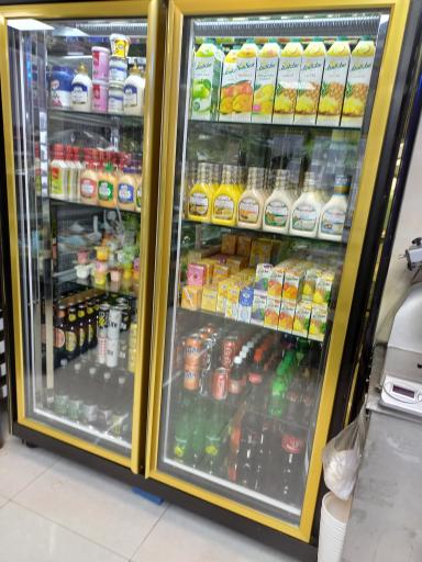 عکس فروشگاه لبنیات و پروتئین ماسیتو