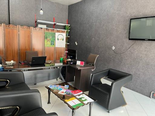 عکس نمایندگی بیمه البرز اکبری (کد 8063)