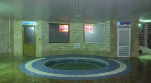 عکس استخر دانشگاه آزاد پیشوا