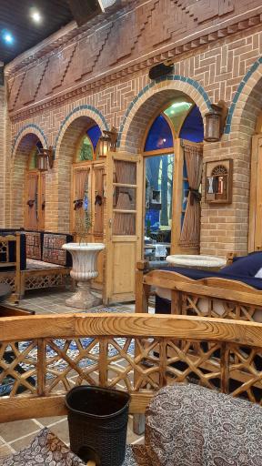 عکس کبابی رضایی خیابان شهدا چهار راه حافظ