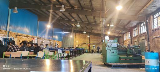 عکس هنرستان فنی طهرانی مقدم