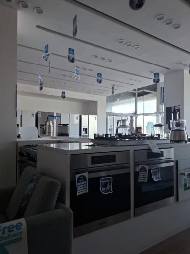 عکس فروشگاه اسنوا شعبه کیان