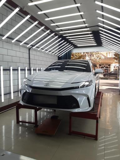 عکس رنگ یاب