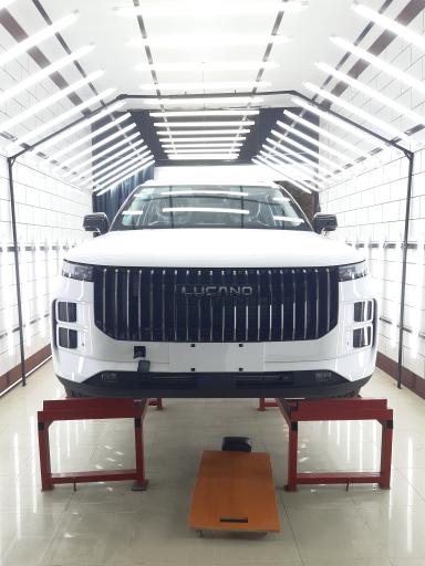 عکس رنگ یاب