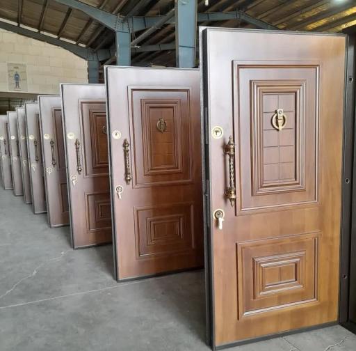 عکس کارخانه تولید درب ضد سرقت و انواع درب داخلی