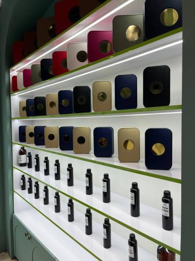 عکس خانه عطر یانی