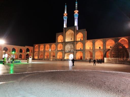 عکس هتل شهر جهان یزد 