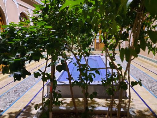 عکس هتل شهر جهان یزد 