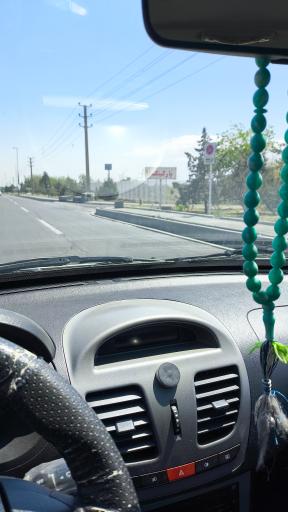 عکس پارکینگ شماره نوزده ورزشگاه آزادی