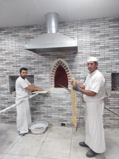 عکس نان سنگک سنتی سنگی پز 