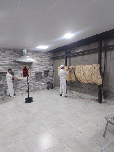 عکس نان سنگک سنتی سنگی پز 