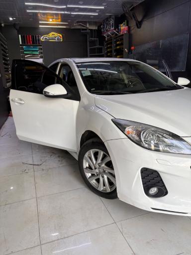 عکس شیشه دودی اتووکس