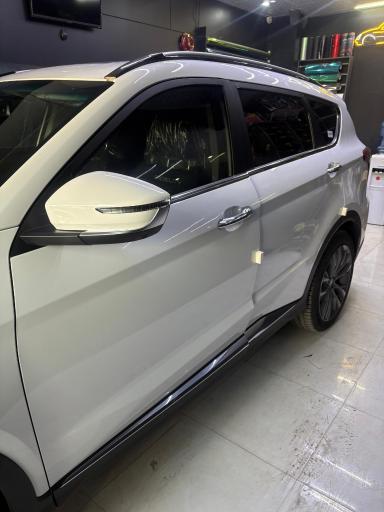 عکس شیشه دودی اتووکس