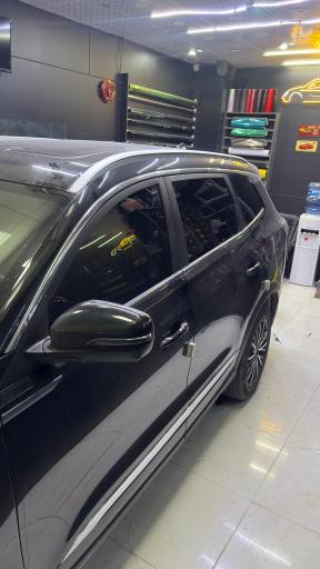 عکس شیشه دودی اتووکس