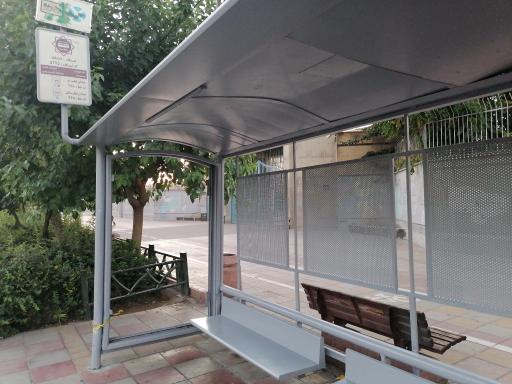 عکس ایستگاه اتوبوس دانشگاه