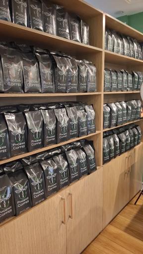 عکس فروشگاه قهوه فینیکس