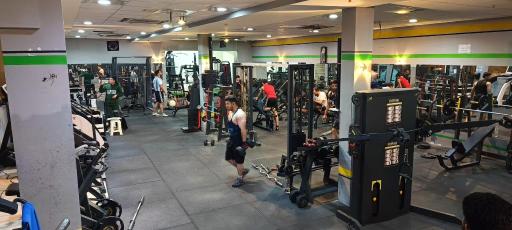 عکس باشگاه بدنسازی کربن 