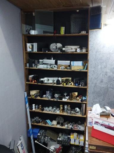 عکس فروشگاه شیشه های ساختمانی اصفهان