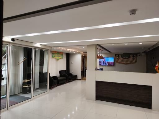 عکس هتل بهارستان