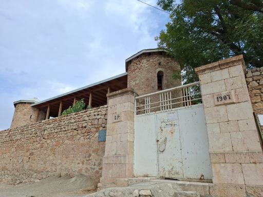 عکس عمارت طومانیاس