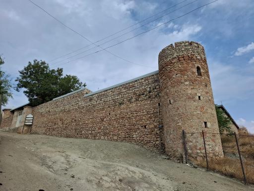 عکس عمارت طومانیاس