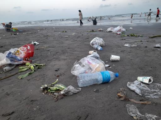 عکس ساحل ماسه ای رودسر