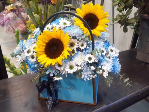 گلفروشی بهارک