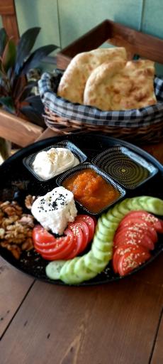 عکس کافه مَهوا