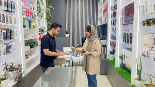 عکس فروشگاه گوشی موشی