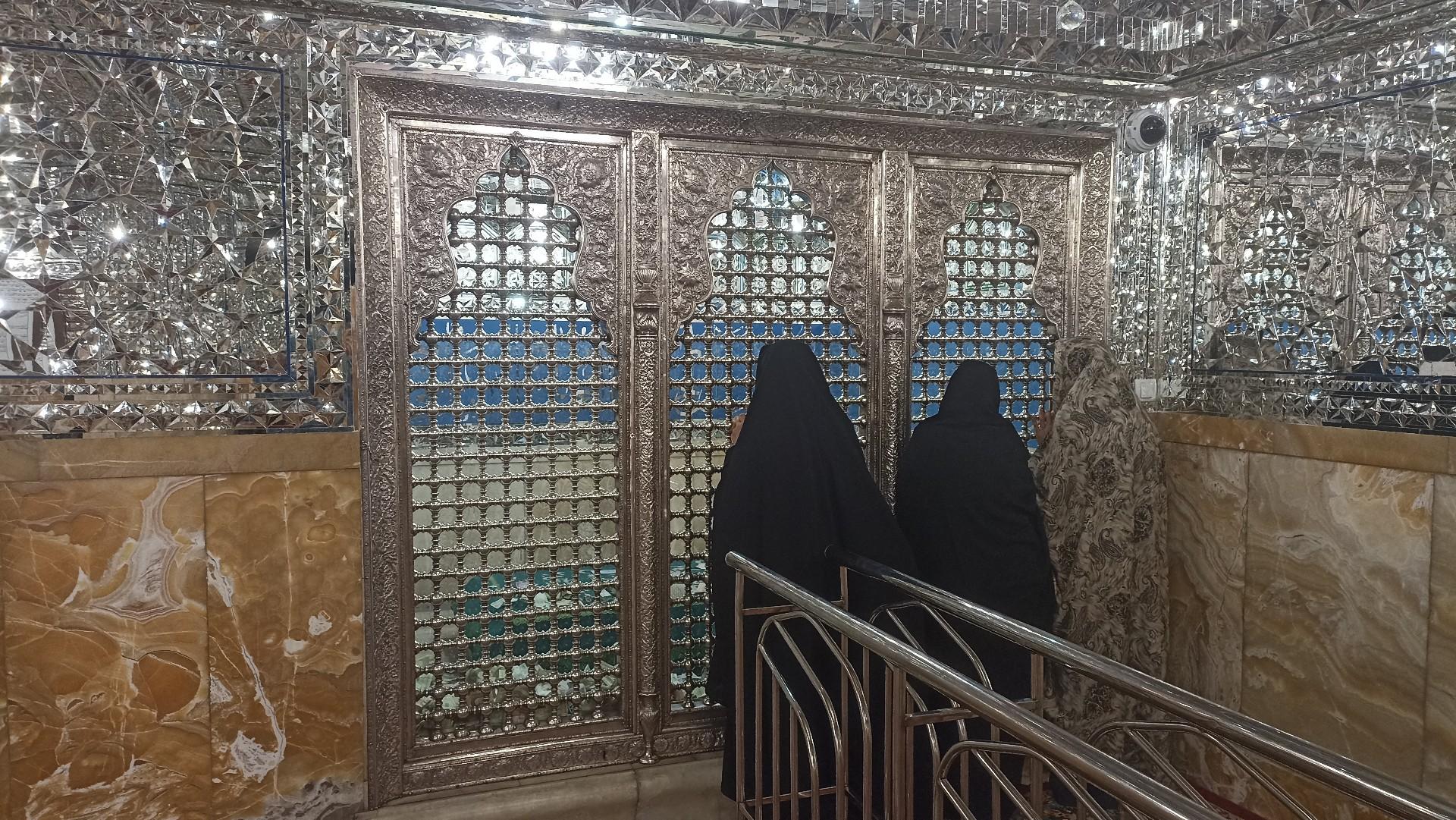عکس مقبره شیخ حر عاملی