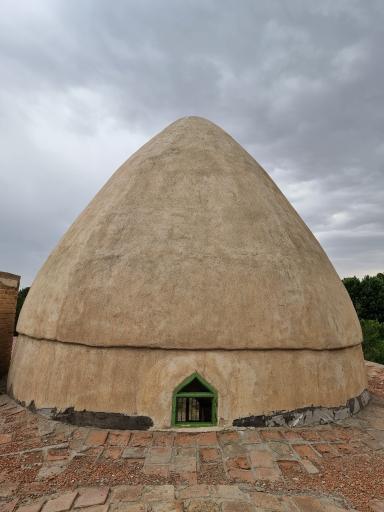 عکس بی بی سکینه خاتون