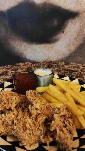 عکس کافه قلیان سرا  شب نشین 