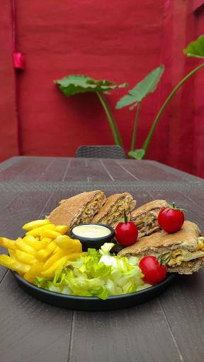 عکس کافه قلیان سرا  شب نشین 