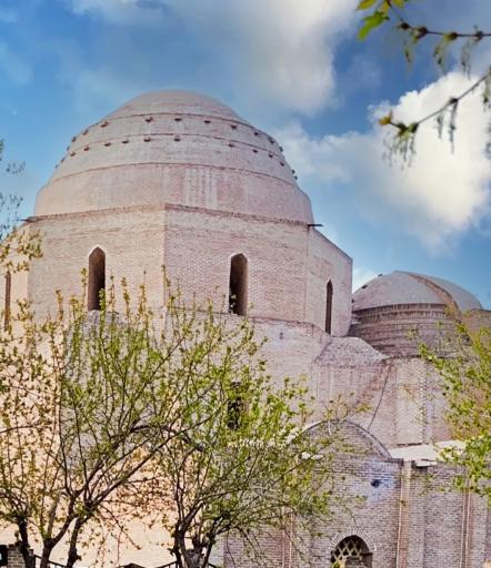 عکس مسجد جامع ورامین