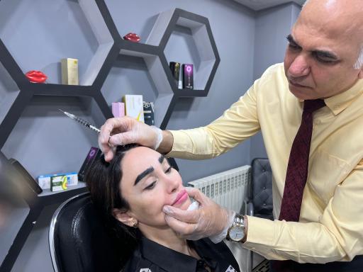عکس کلینیک زیبایی ژیلاوَش
