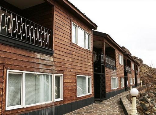 عکس هتل ویلاهای دهکده گنجنامه همدان