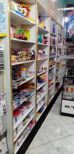 عکس لوازم آرایشی و لوازم تحریر ستایش