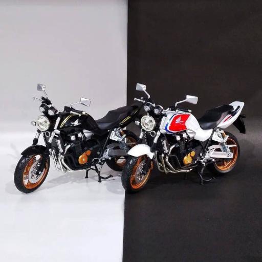 عکس پخش اسباب بازی میلاد