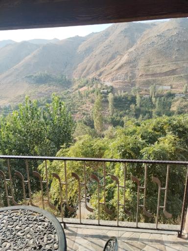 عکس هتل ویلاهای دهکده گنجنامه همدان