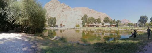 عکس کتیبه‌های سنگی طاق بستان