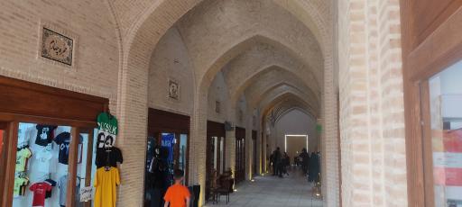 عکس بازارچه حاج محمود اشرف زاده 