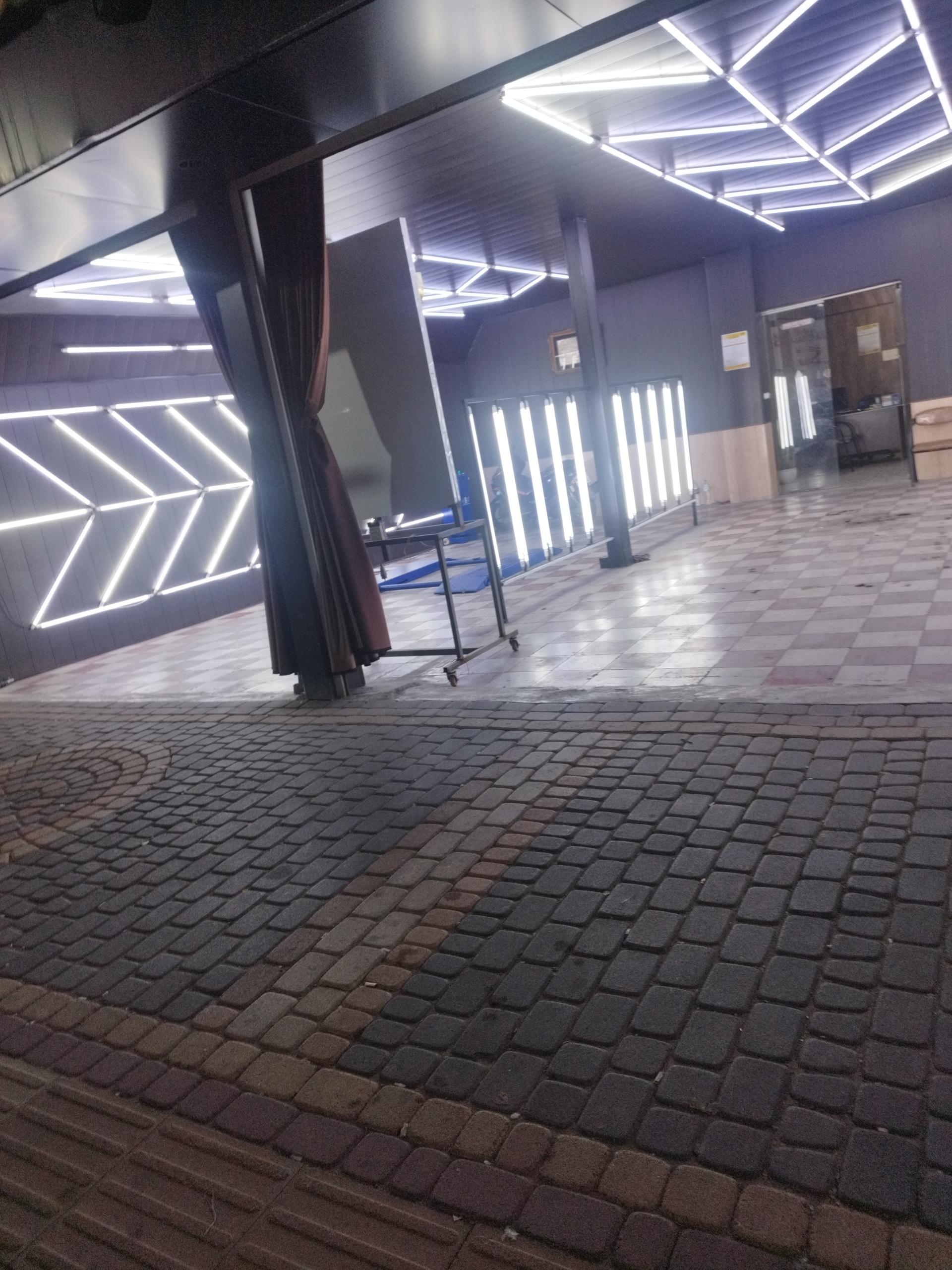 عکس کارشناسی رنگ خودرو خزر نوین