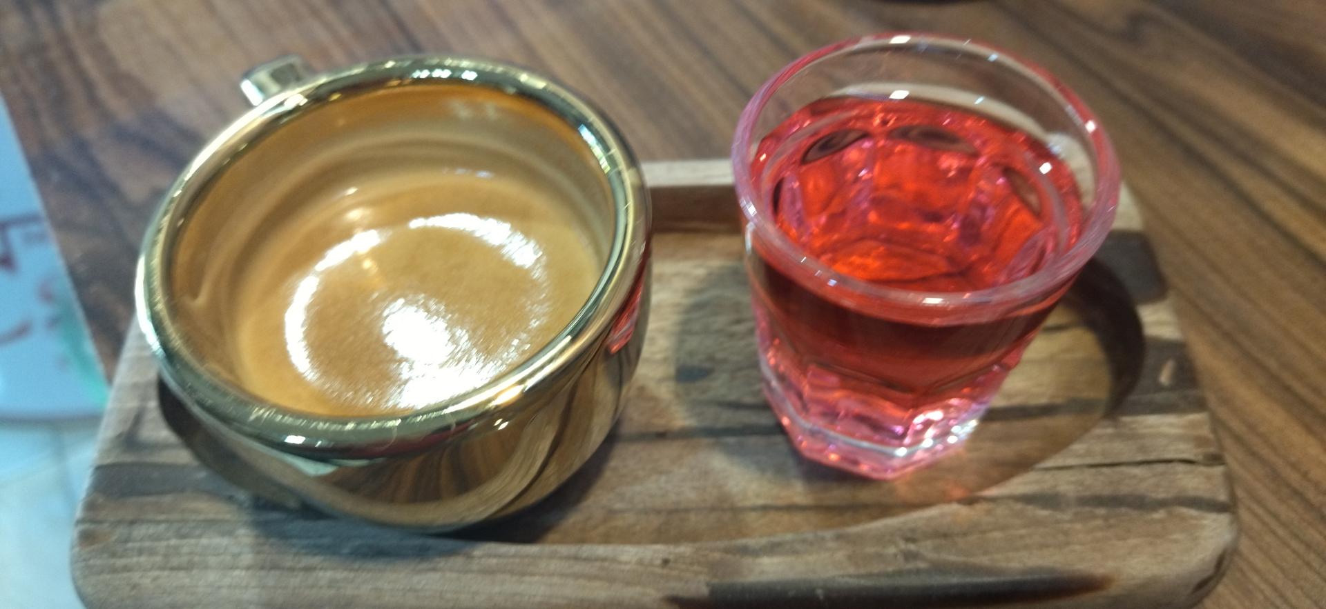 عکس کافه مدرن