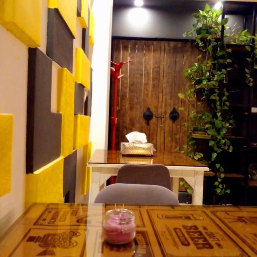 عکس کافه کاریزما