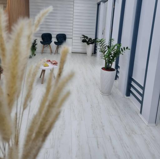 مرکز زیبایی حس خوب