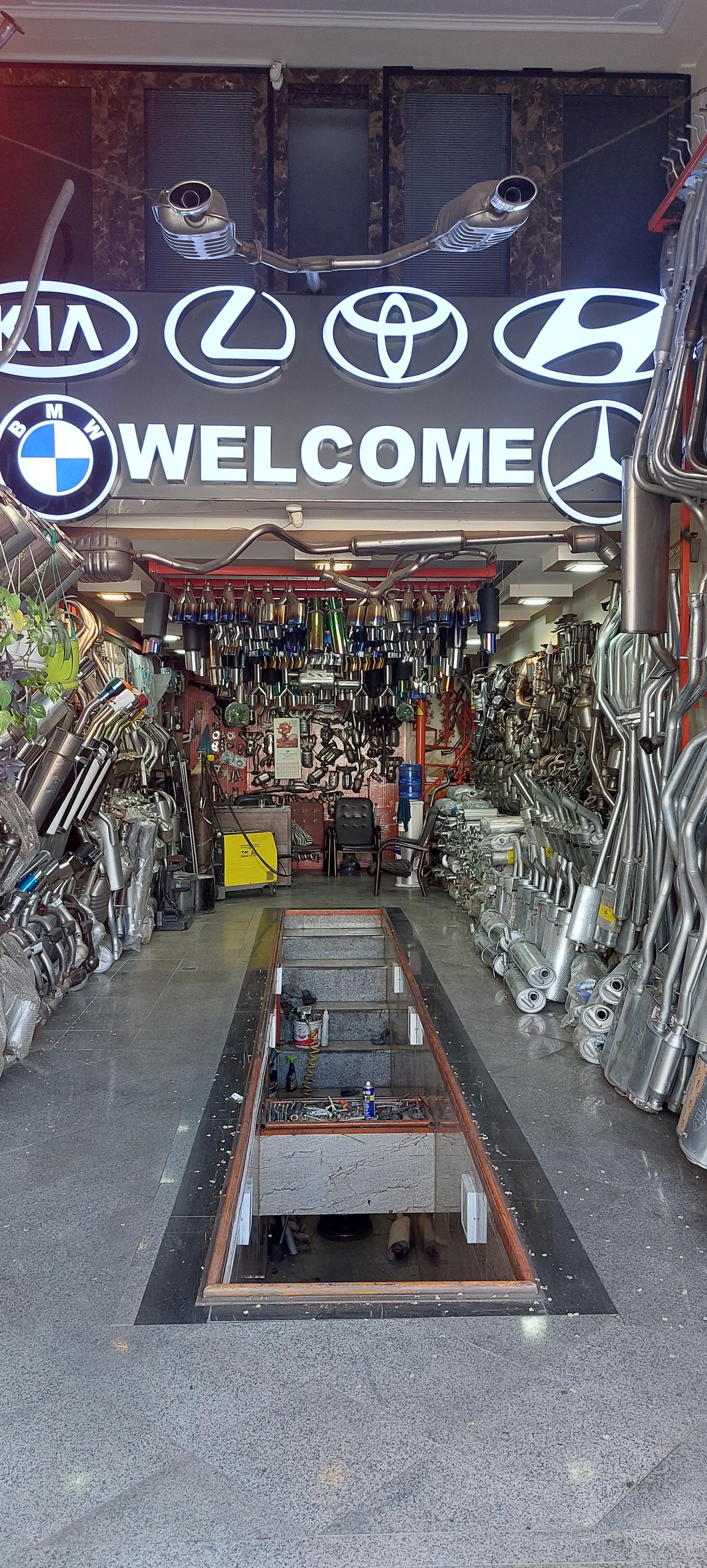 عکس اگزوز تکنو