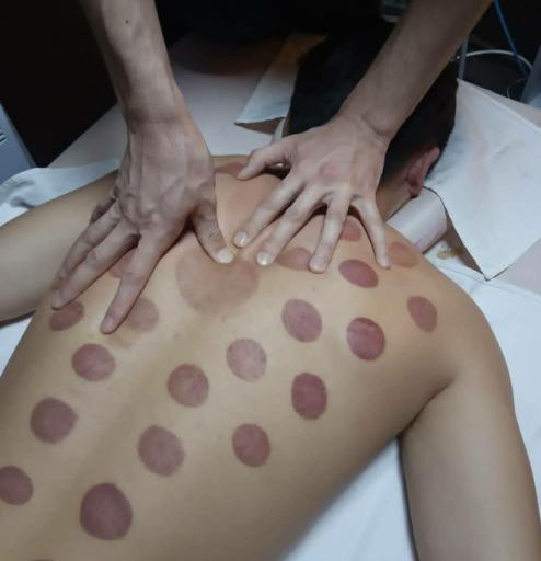 عکس سالن ماساژ اعجاز لمس